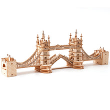 Load image into Gallery viewer, Puzzle 3D Tower Bridge 113pc (Wooden)