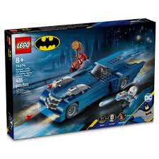 76274 Batman With The Batmobile DC